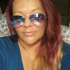 Meet your Posher, Carolyn